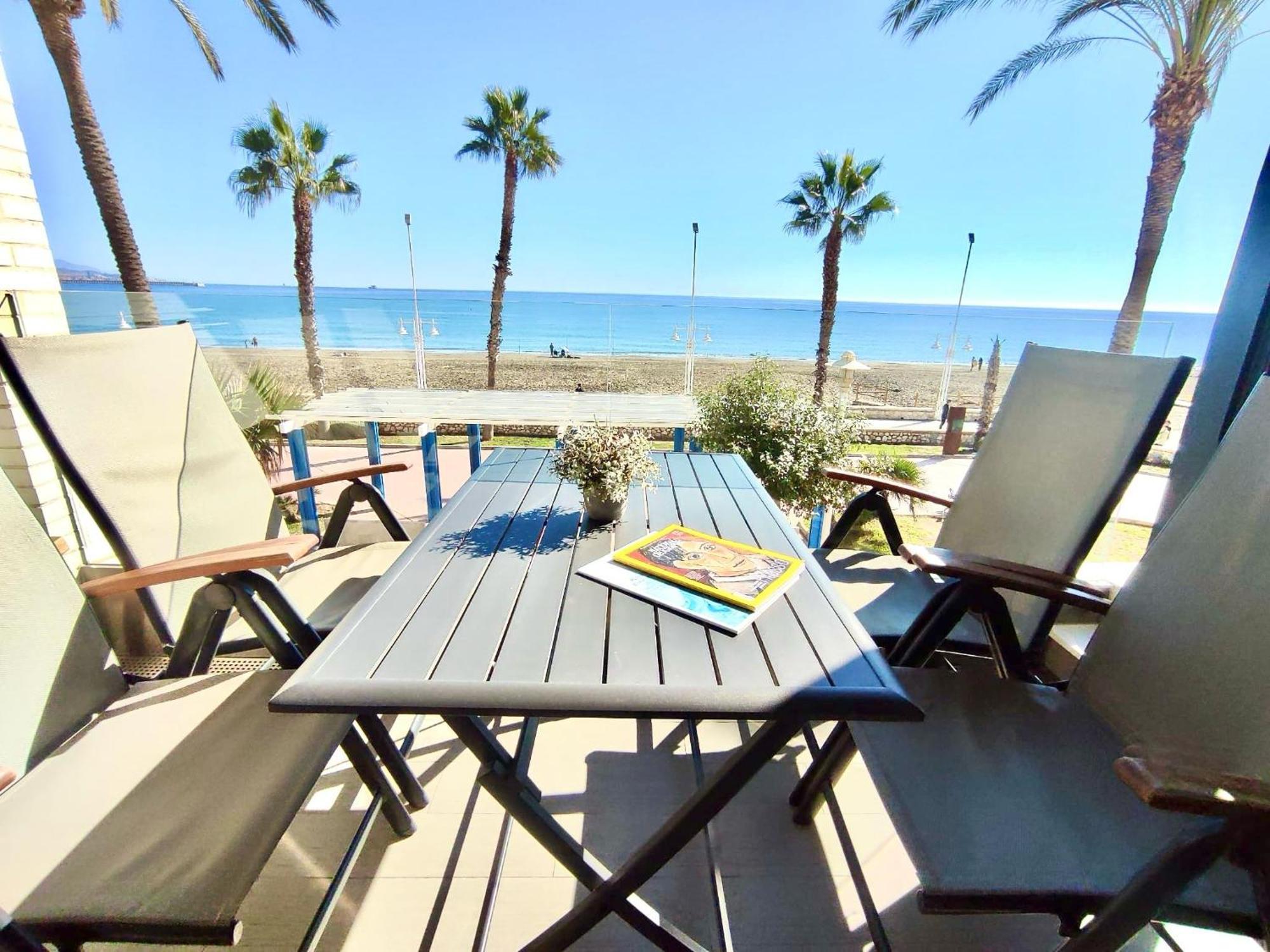 Gran Vivienda De Lujo Frente Al Mar Apartment Malaga Ngoại thất bức ảnh